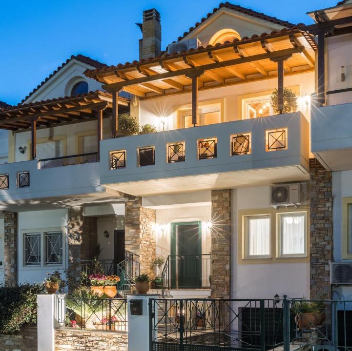 Photo of Buildings in Volos City Centre