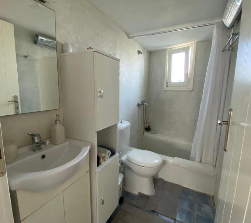Photo of Bathroom in Molos