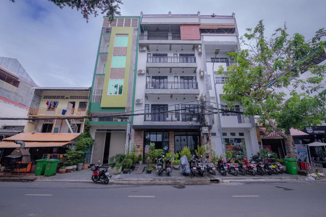 Photo of Others in Daun Penh