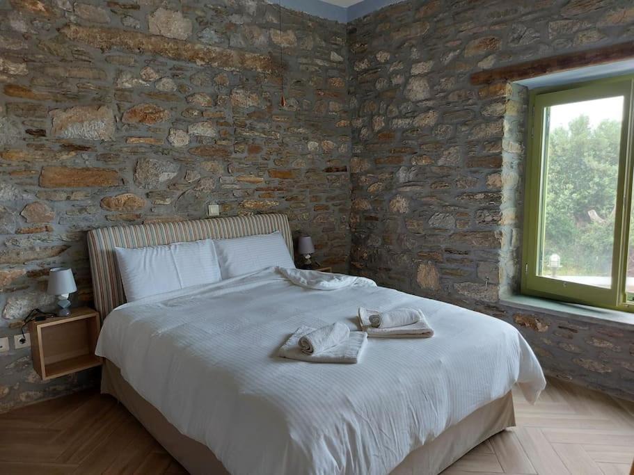 Photo of Bedroom in Nea Styra