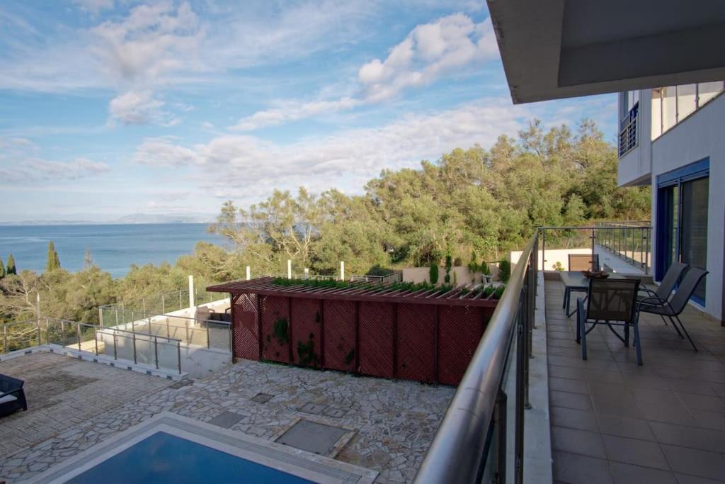 Photo of Patio Balcony in Agia Pelagia Chlomou
