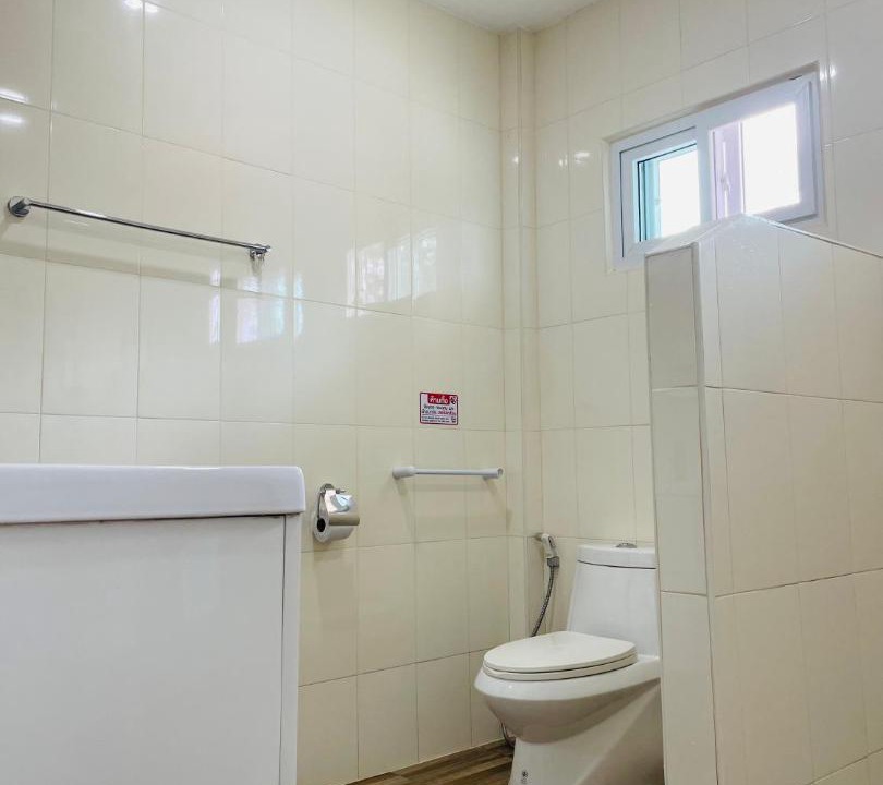 Photo of Bathroom in Khanom