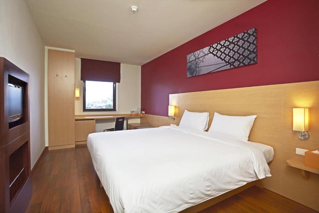 Photo of Bedroom in Khlong San