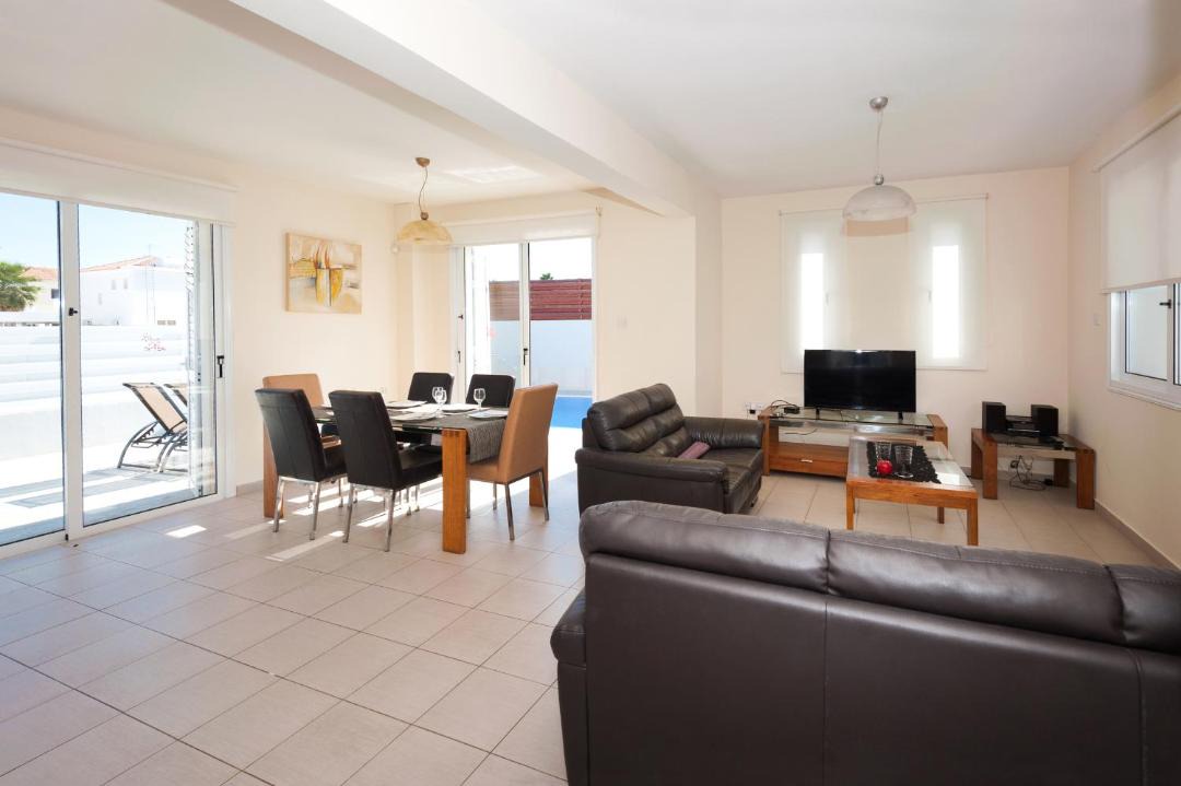 Photo of Livingroom in Pernera