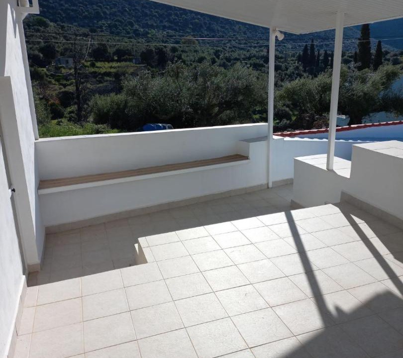 Photo of Patio Balcony in East Mani