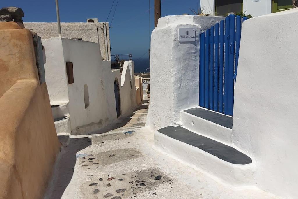 Photo of Buildings in Finikia