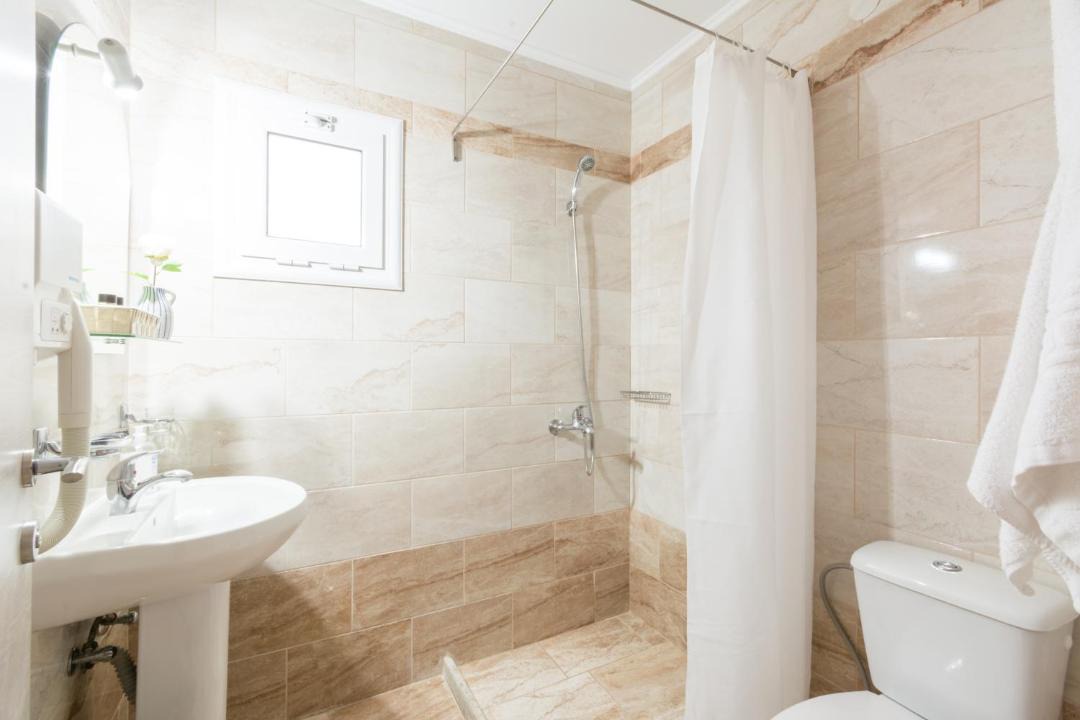 Photo of Bathroom in Notos