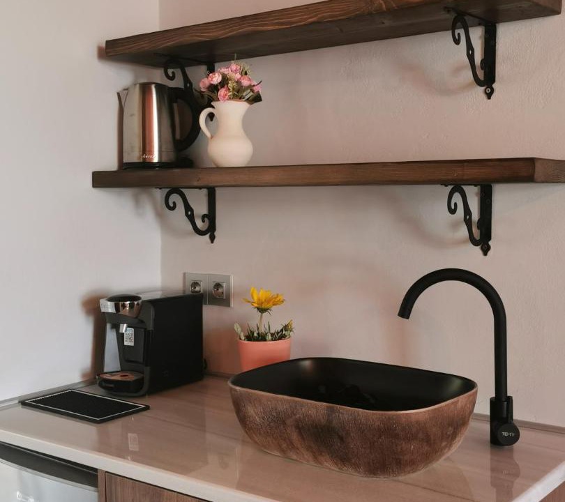Photo of Kitchen in Mithimna