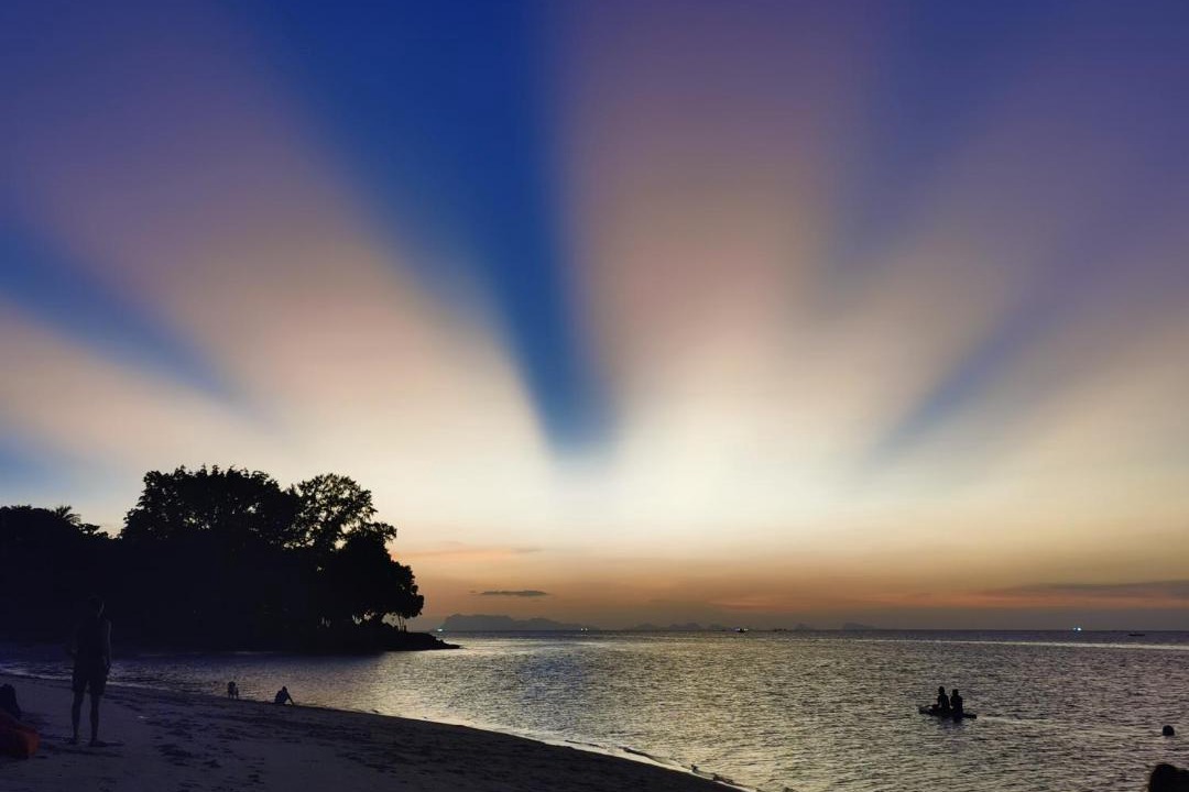 Photo of Human In Picture in Bang Po