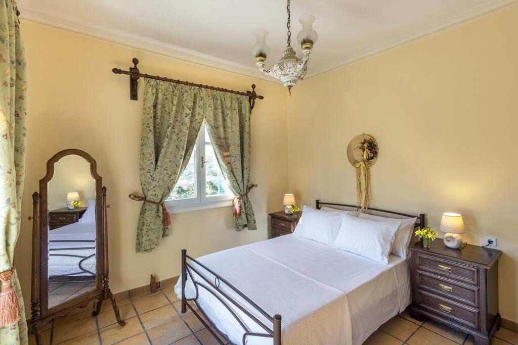 Photo of Bedroom in Posidonia