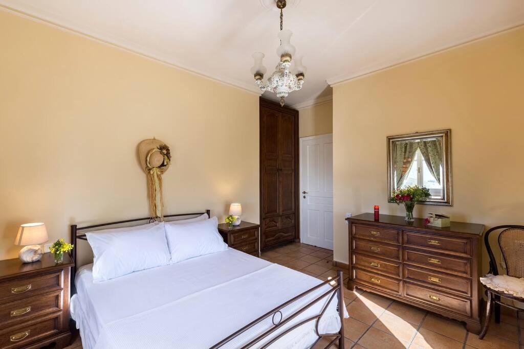 Photo of Bedroom in Posidonia