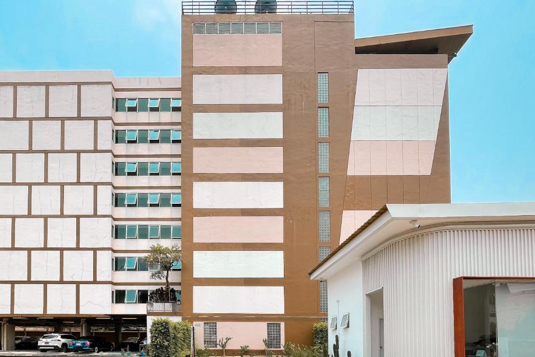 Photo of Buildings in Pak Kret