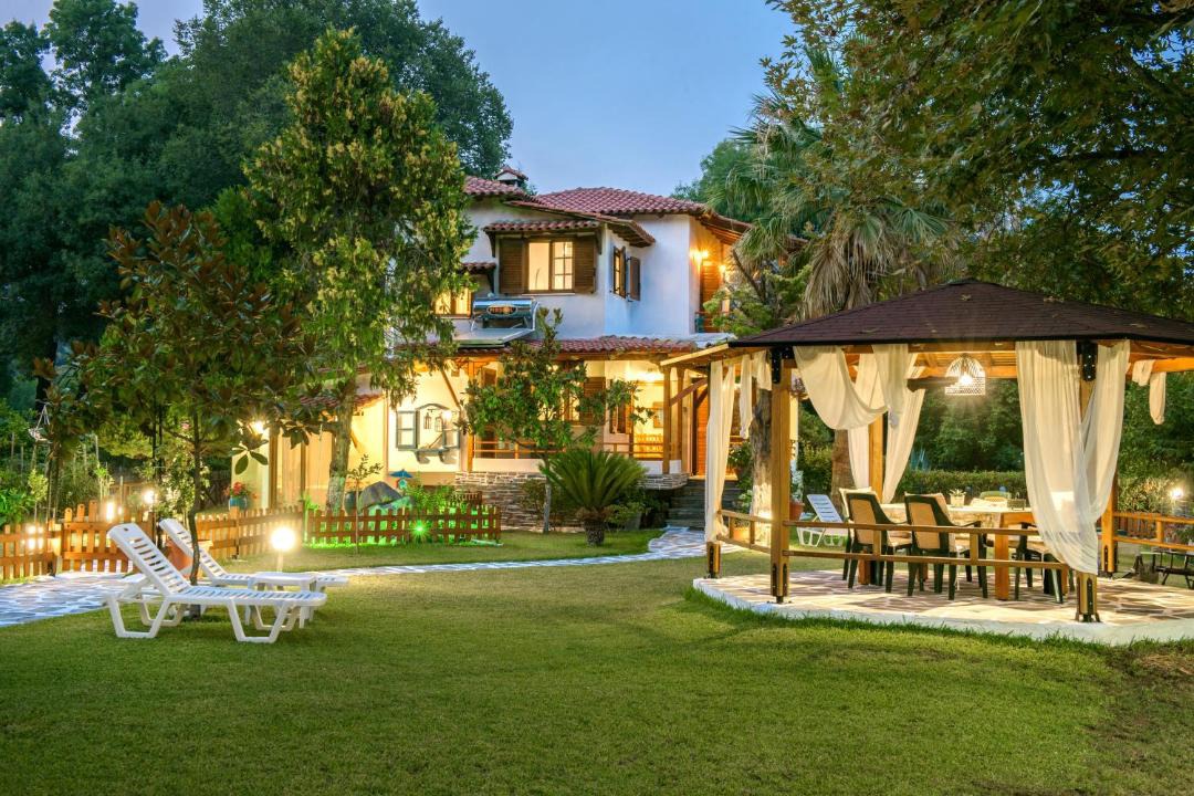 Photo of Buildings in Aristotelis