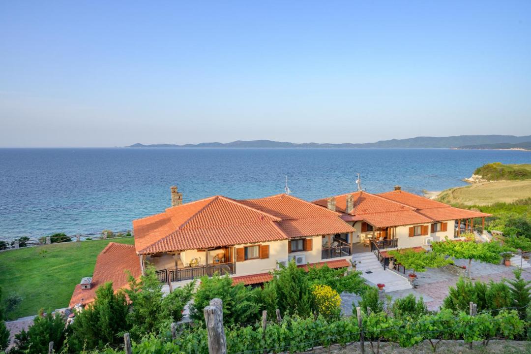 Photo of Others in Aristotelis