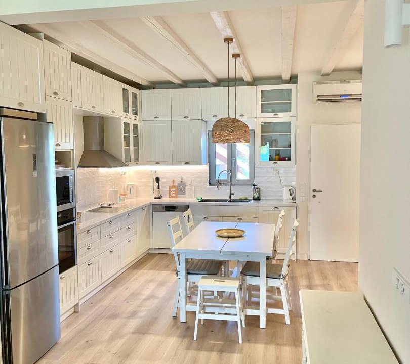 Photo of Kitchen in Malakonta