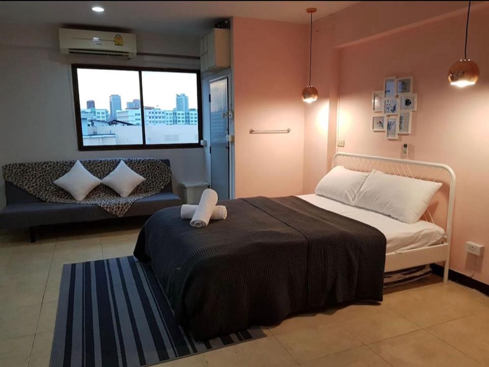 Photo of Bedroom in Huai Khwang
