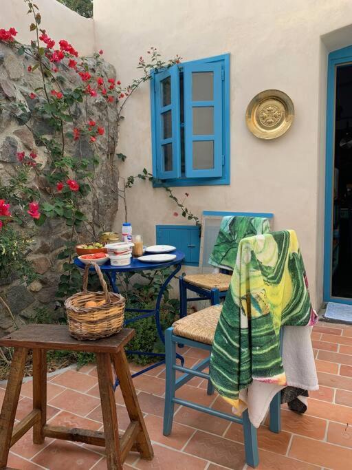 Photo of Livingroom in Nisyros