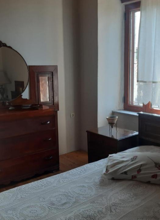 Photo of Bedroom in Thalames