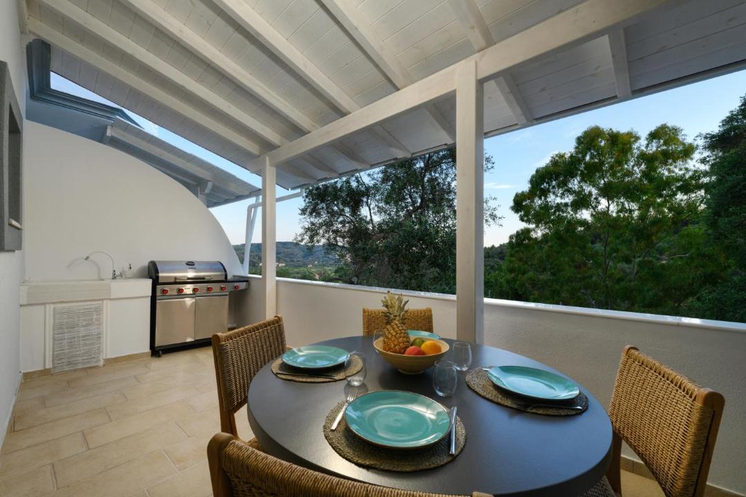 Photo of Patio Balcony in Petriti