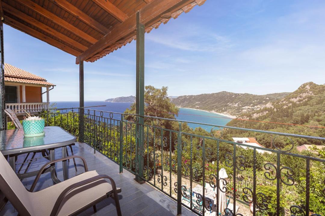 Photo of Patio Balcony in Pentati