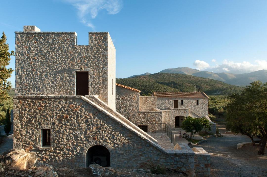 Photo of Buildings in Karvelas