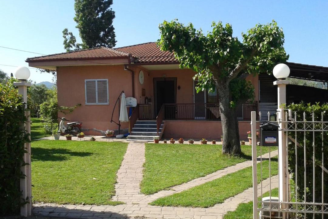 Photo of Buildings in West Achaea