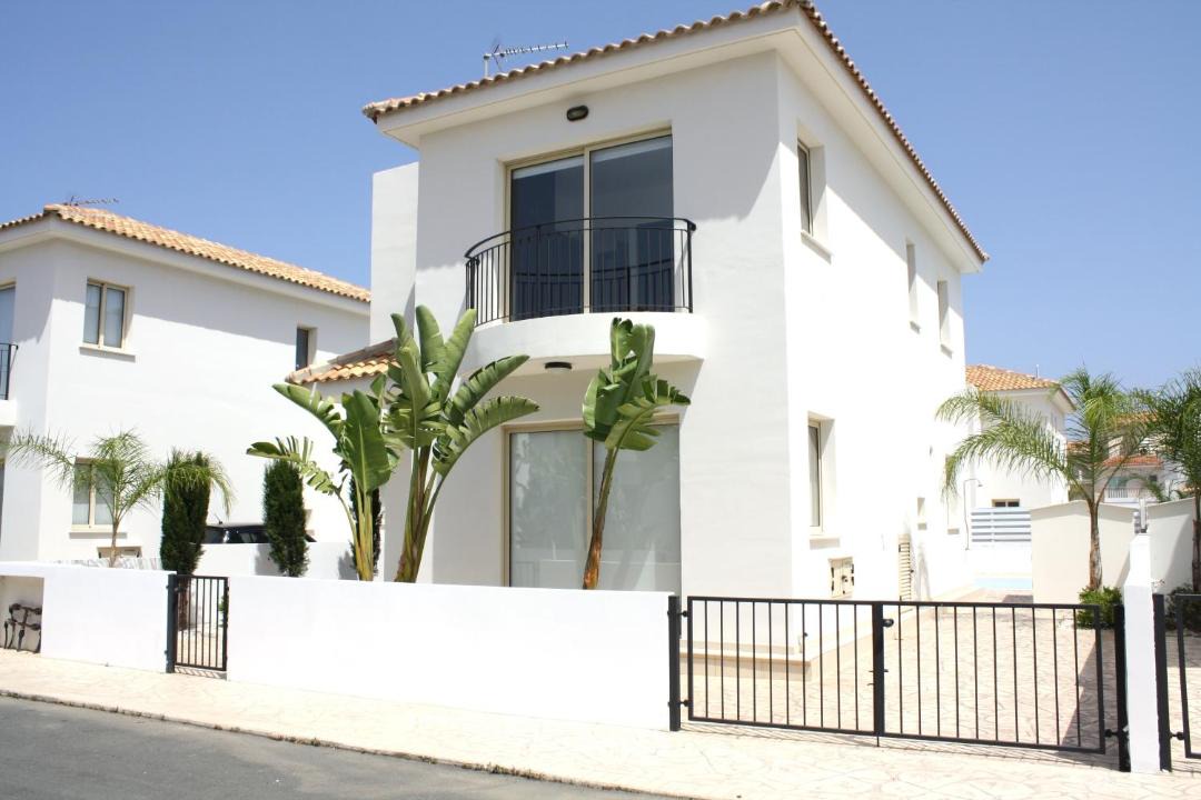 Photo of Buildings in Pernera