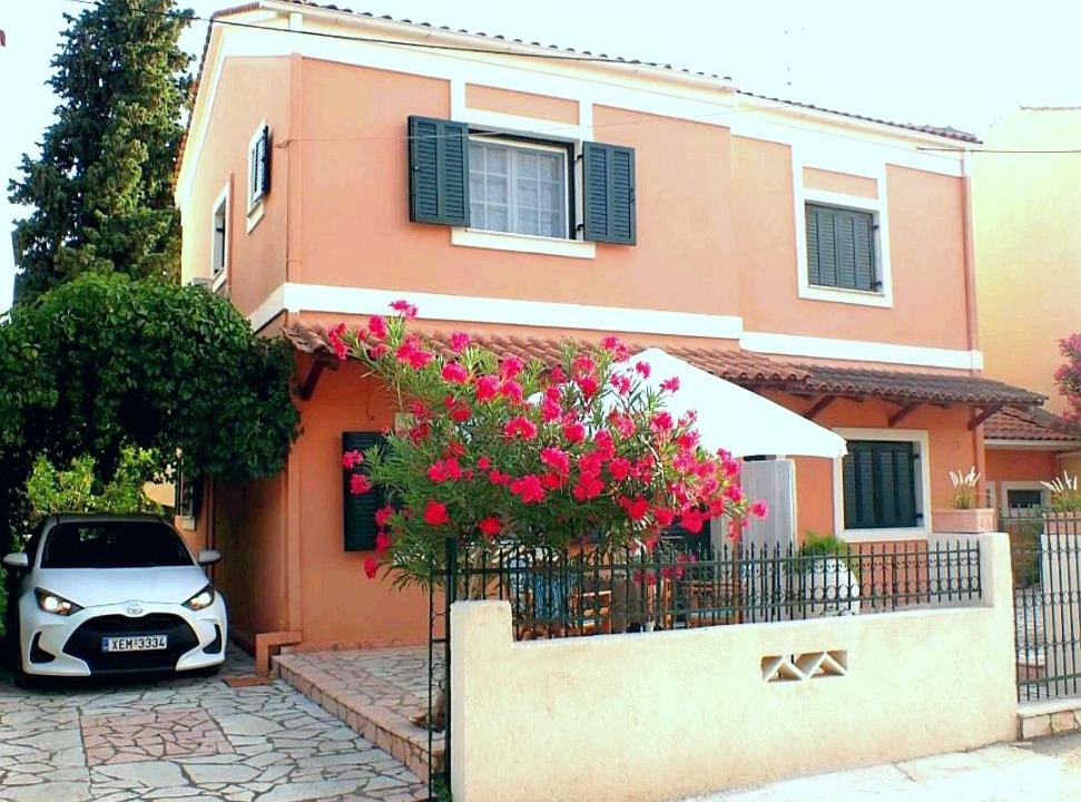 Photo of Buildings in Sivota