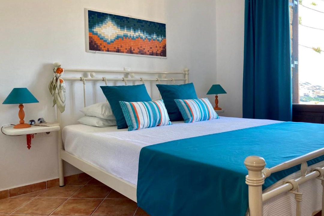 Photo of Bedroom in Kini