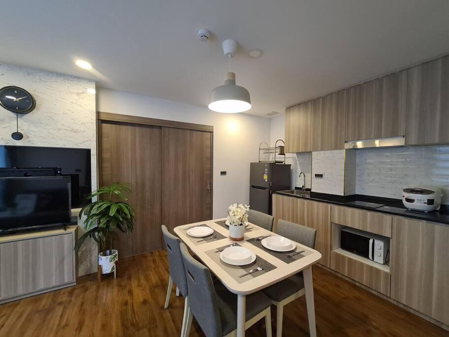Photo of Kitchen in Tha Thaewawong