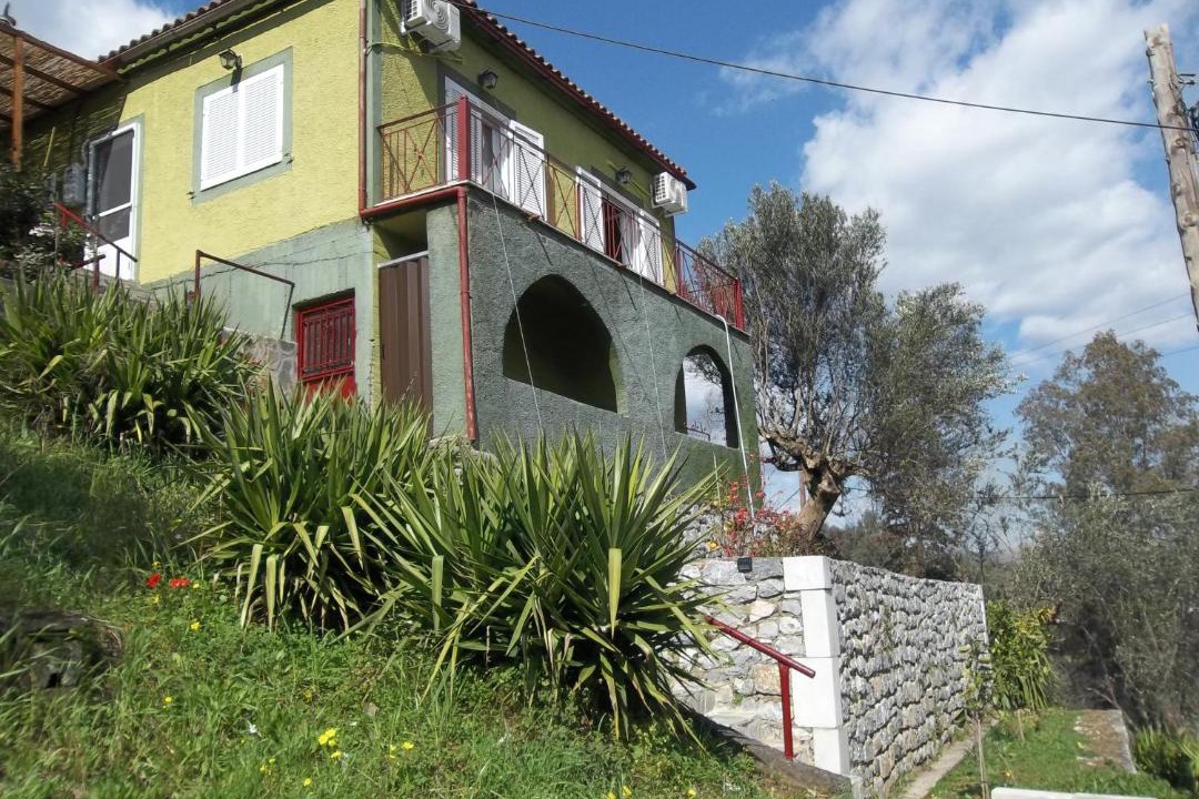 Photo of Buildings in Karvelas