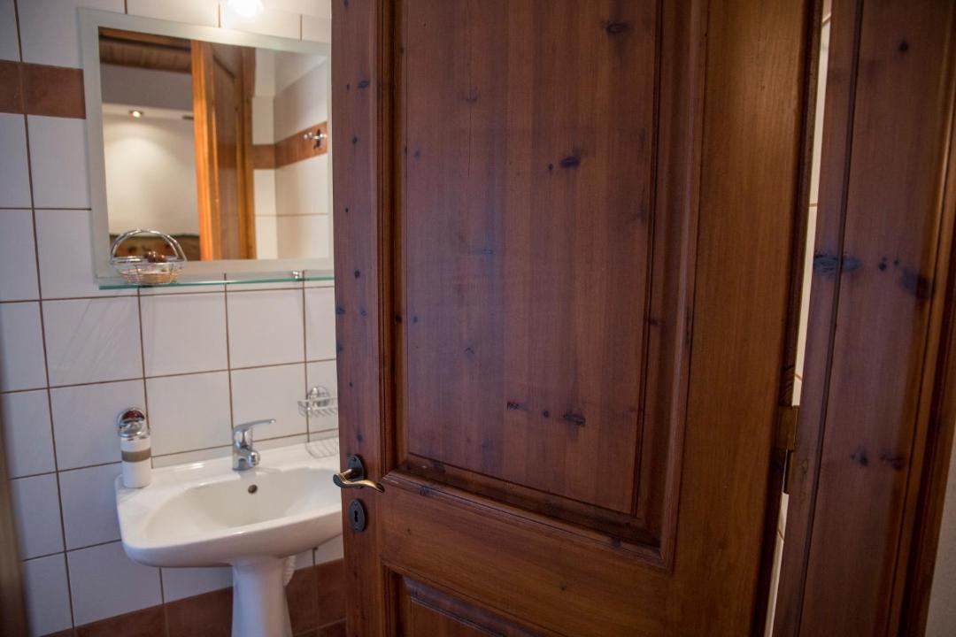 Photo of Bathroom in Neraidochori