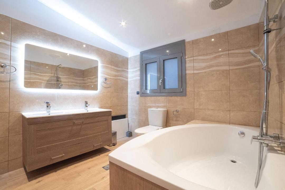 Photo of Bathroom in Melissia