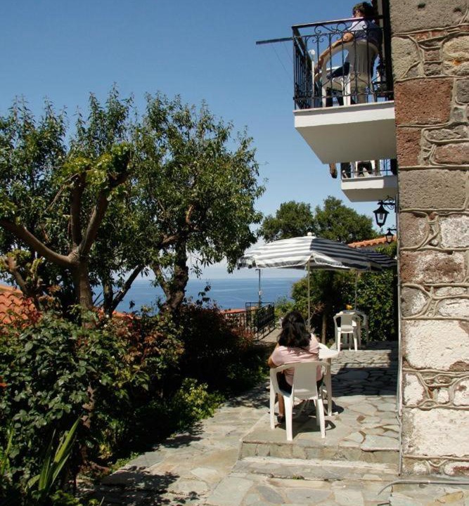 Photo of Patio Balcony in Mithimna