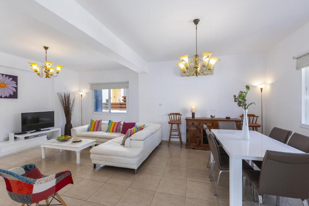 Photo of Livingroom in Cape Greko