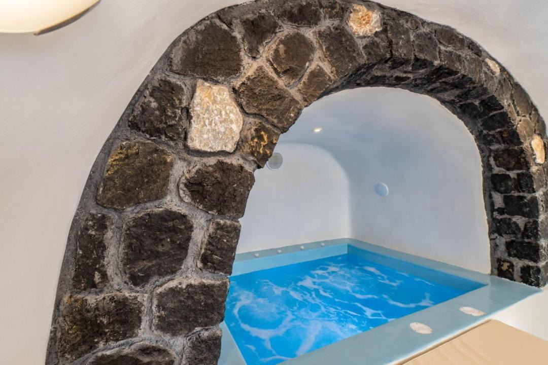 Photo of Bathroom in Fira