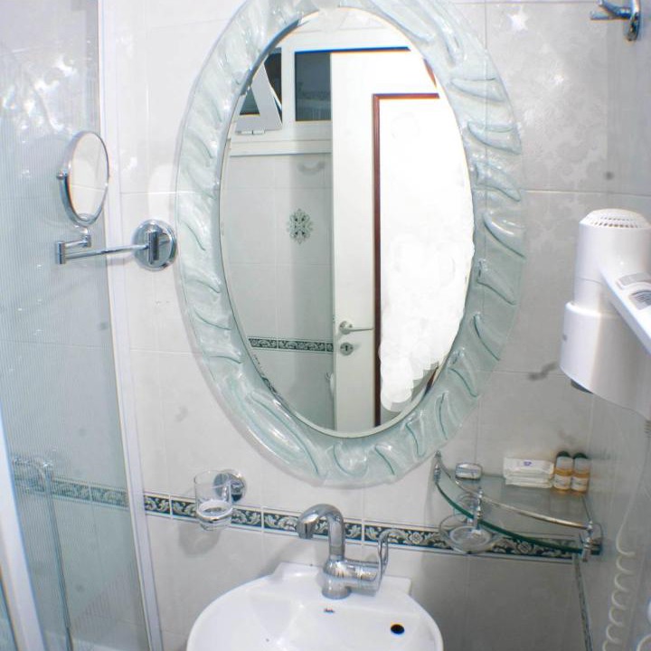 Photo of Bathroom in Malakonta