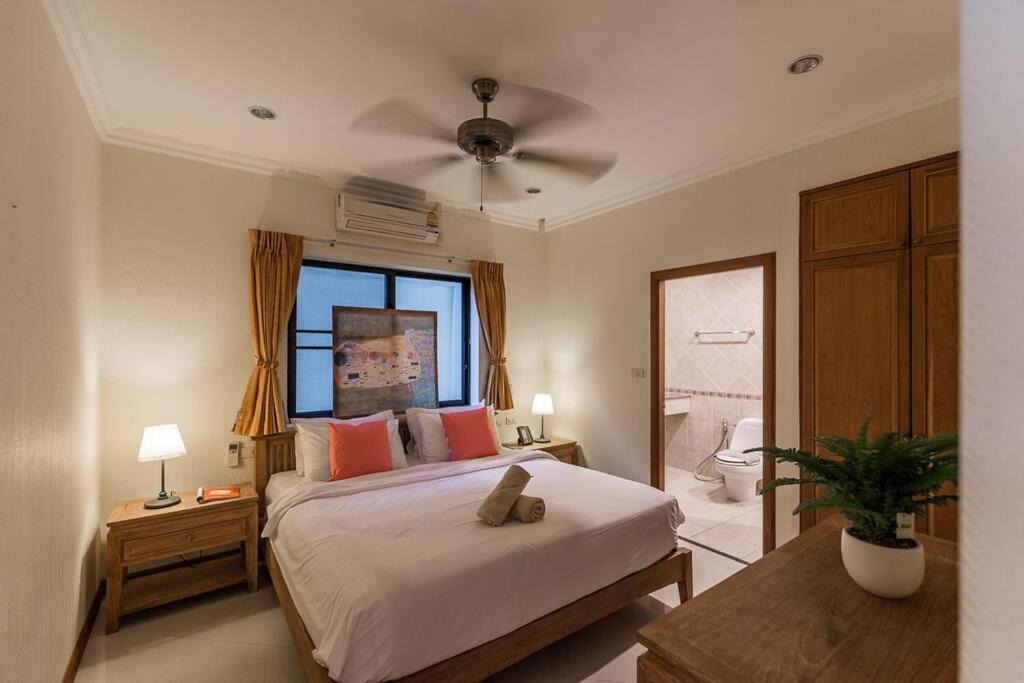 Photo of Bedroom in Pratumnak Hill