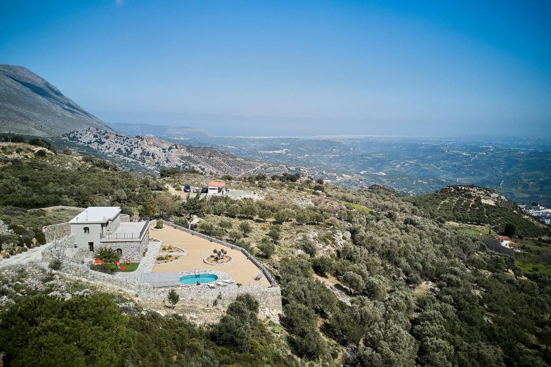 Photo of Outdoor in Krouson