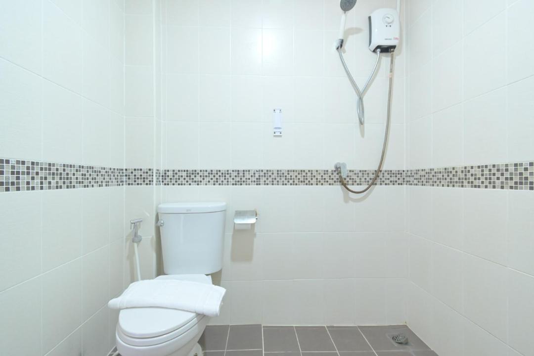Photo of Others in Samsen Nok