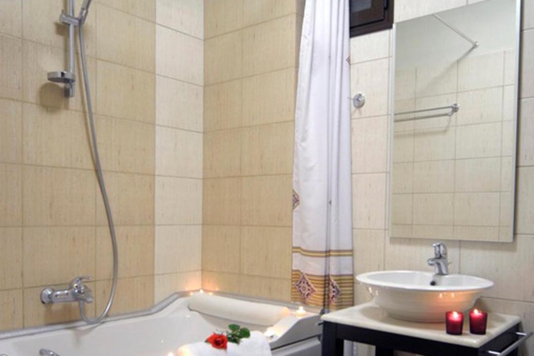 Photo of Bathroom in Laimos