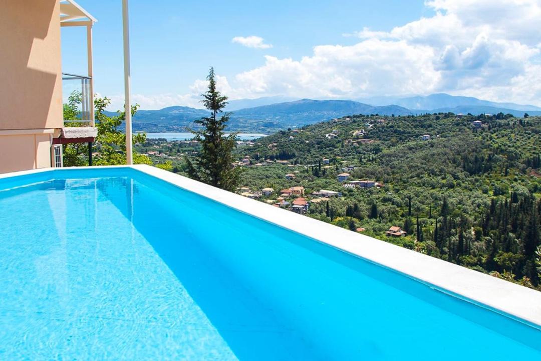 Photo of Patio Balcony in Apolpaina
