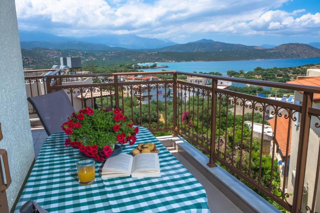 Photo of Patio Balcony in Istron