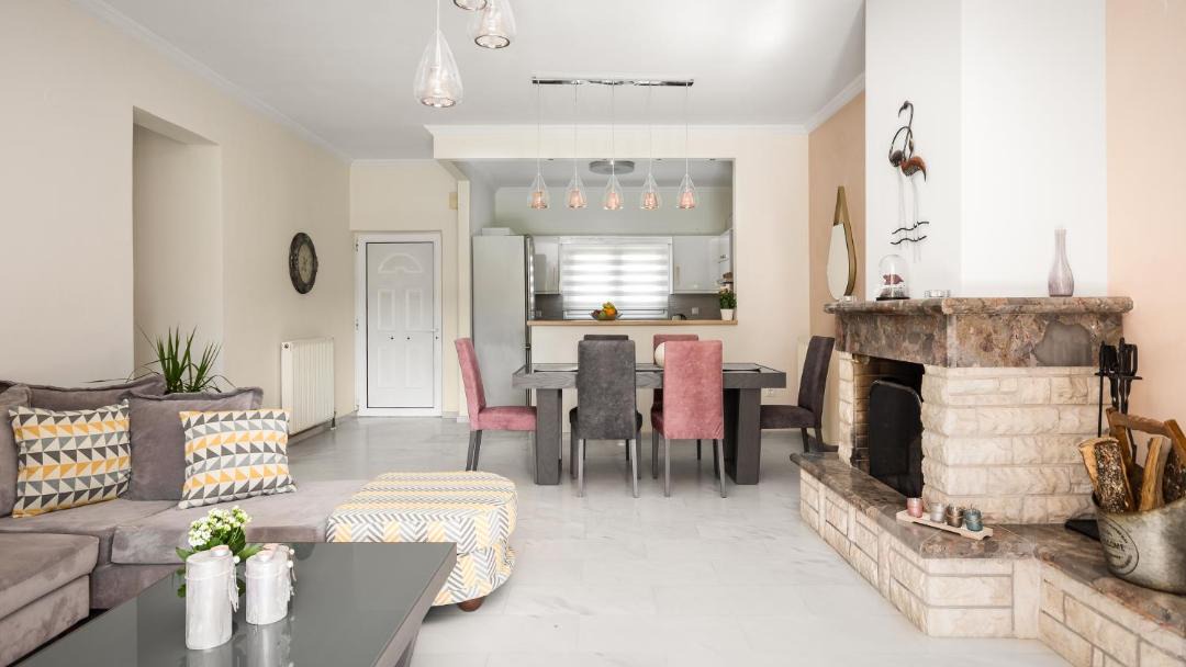 Photo of Livingroom in Alepou