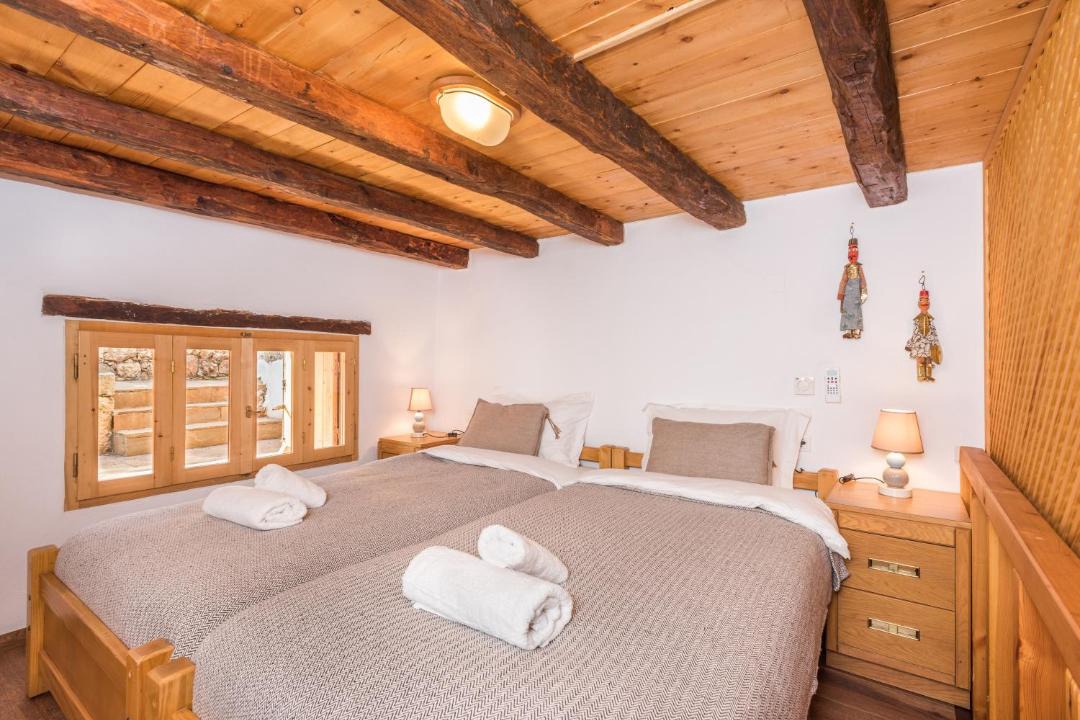 Photo of Bedroom in Aradena