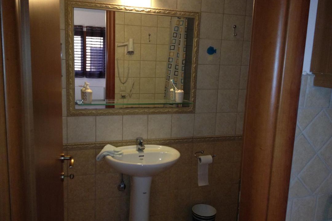 Photo of Bathroom in Limni Keri