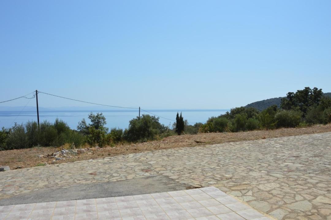 Photo of Outdoor in East Mani