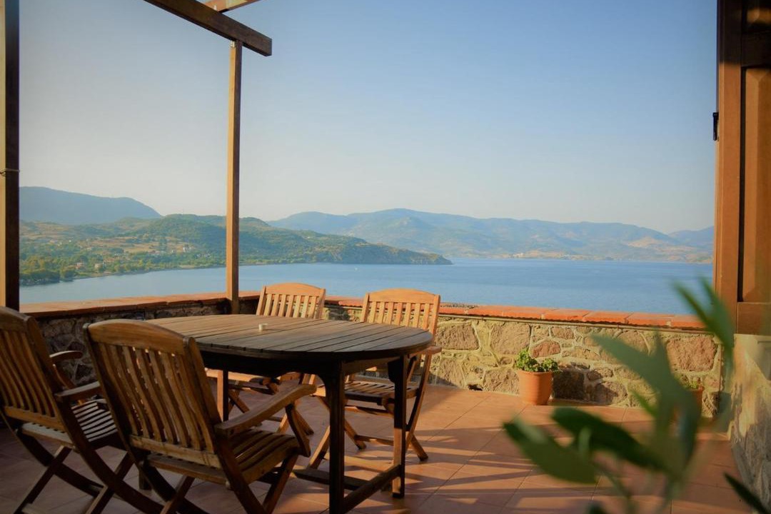 Photo of Patio Balcony in Mithimna