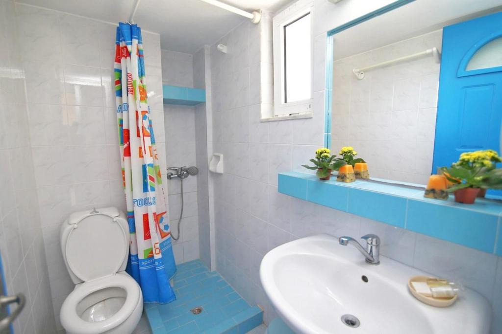 Photo of Bathroom in Limni Keri