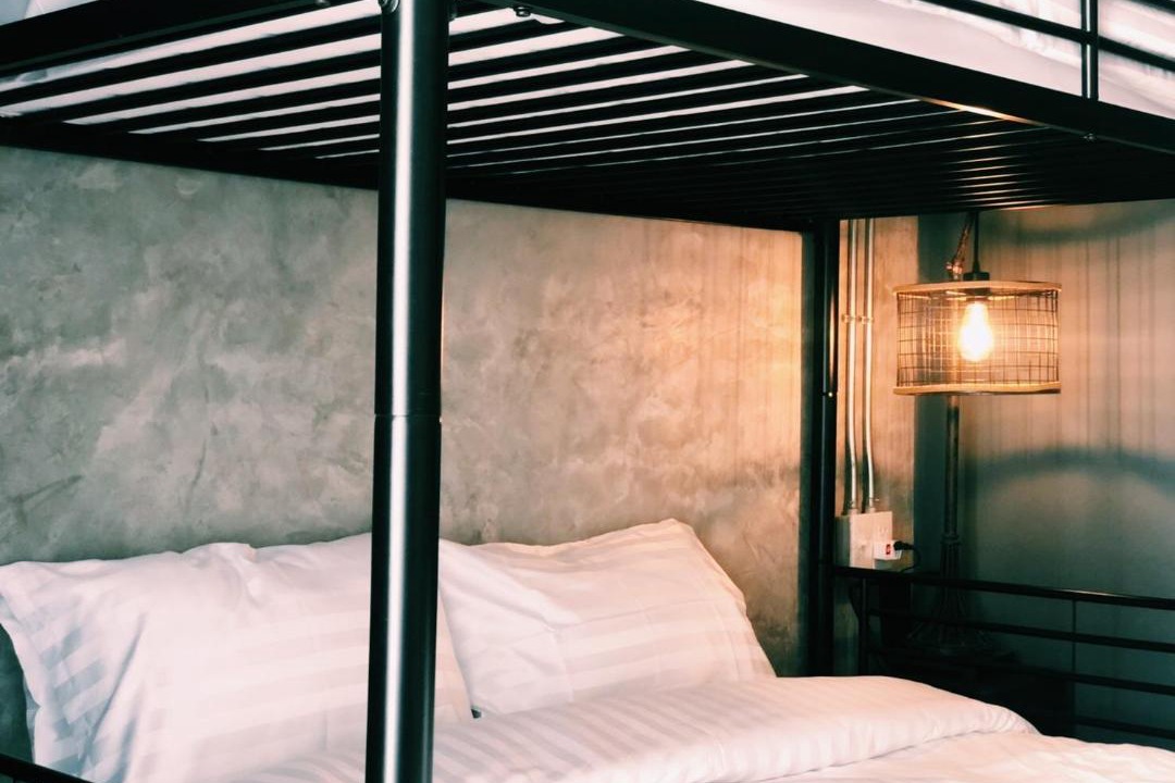 Photo of Bedroom in Samsen Nai